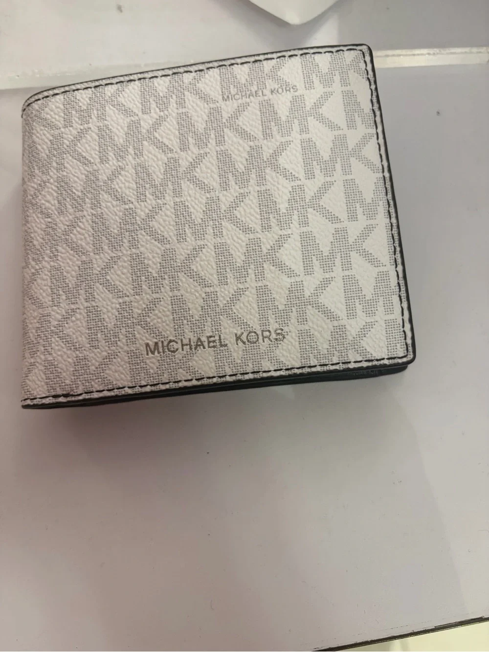 Michael Kors Cooper Billfold coin case Wallet Bifold white MK Ombre Logo